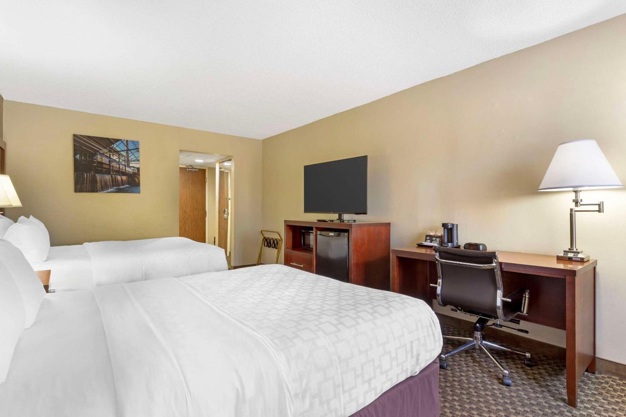 Clarion Pointe Research Triangle Park Durham Hotel Kültér fotó